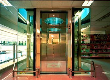 تفاوت آسانسور هیدرولیک با آسانسور کششی